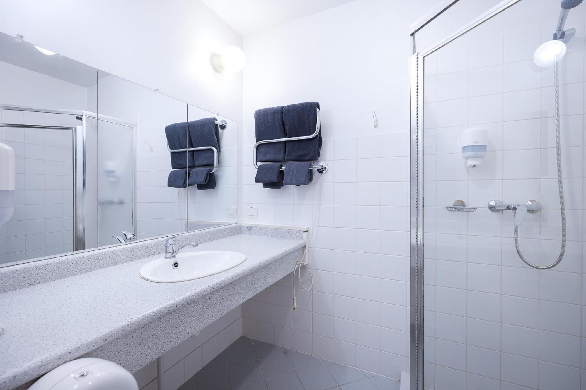 Peoleo Hotell Laagri Extérieur photo